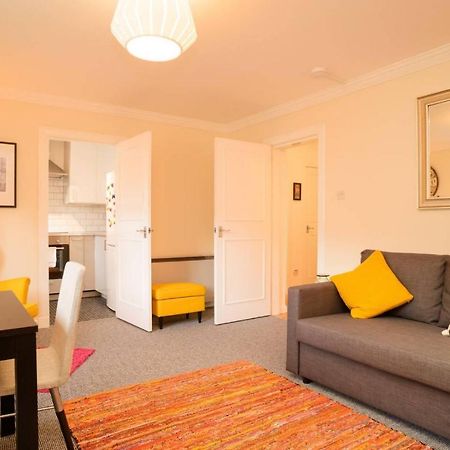Altido Lovely Apartment For 4 With Free Parking Единбург Екстер'єр фото